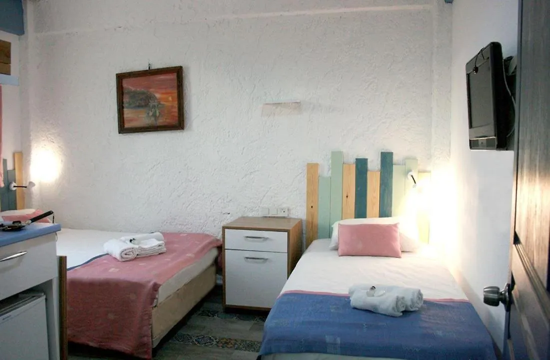 Homestay Guest House Dormitory Sleeping Rooms - Be My Guest Antalya 0*,